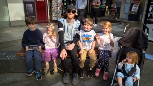 30859691_985678351600335_1137856715_n